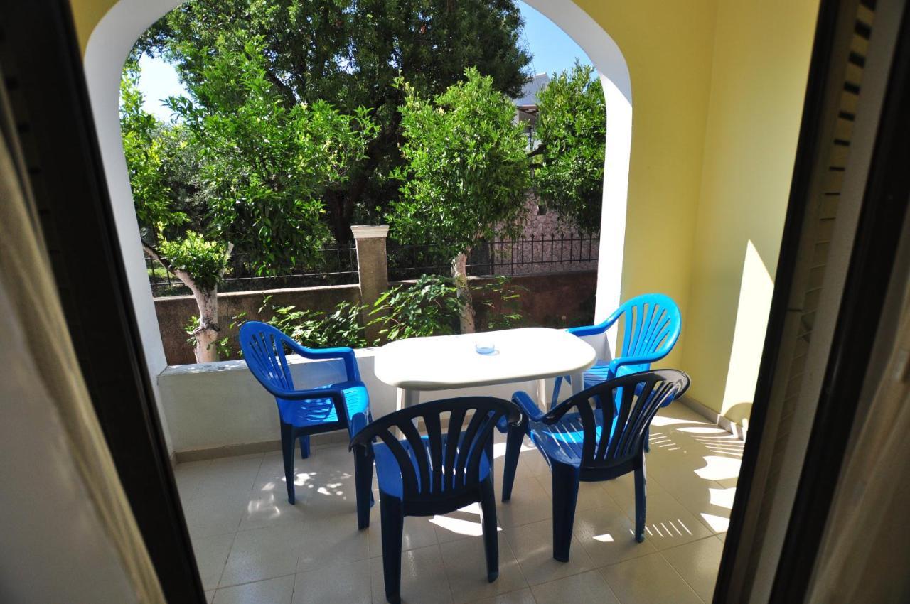 Antigoni Apartments Aharávi Kültér fotó