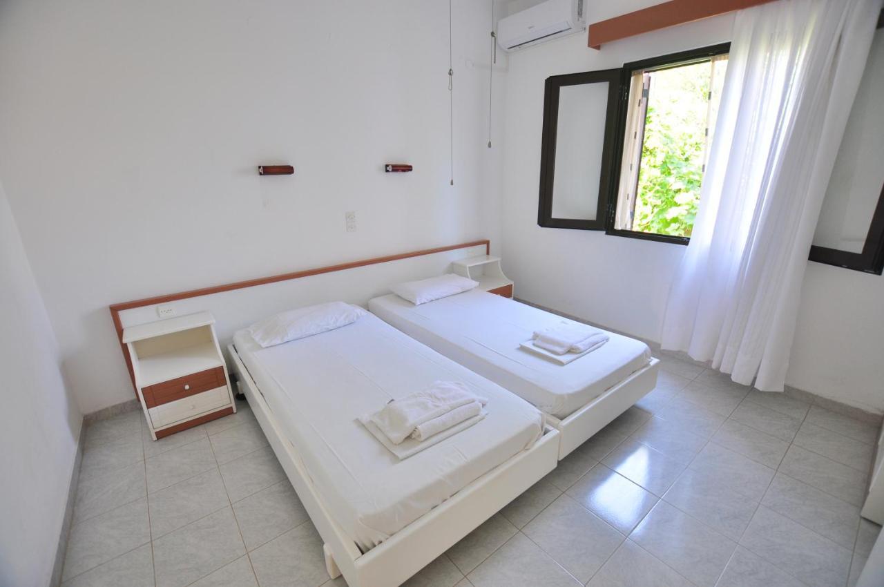 Antigoni Apartments Aharávi Kültér fotó